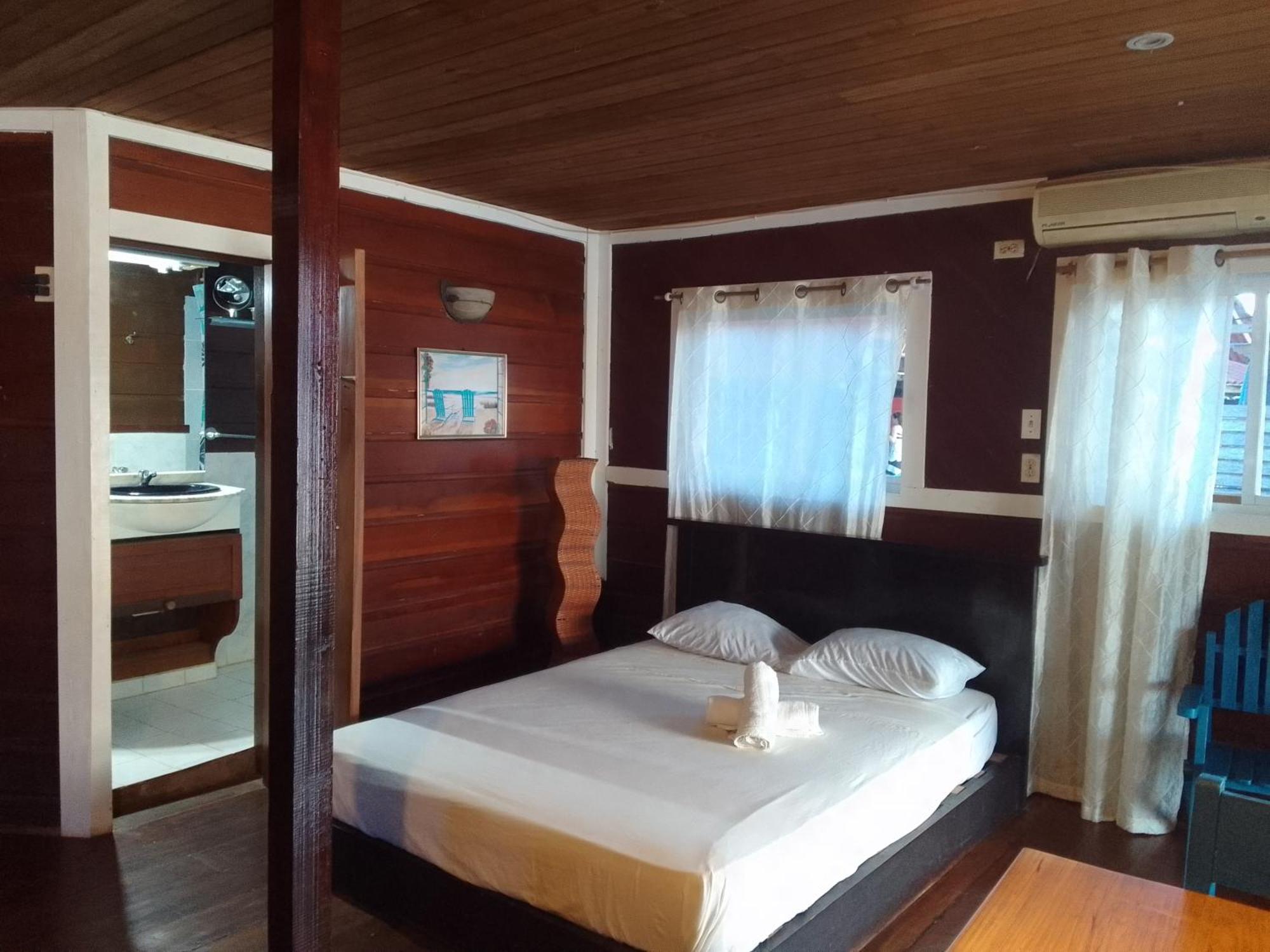 Вилла Casa Elba Sobre El Mar Бокас-дель-Торо Экстерьер фото